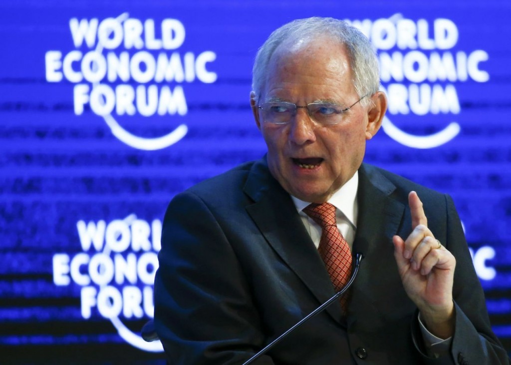 2016-01-21T101436Z_309073947_LR1EC1L0SG19J_RTRMADP_3_DAVOS-MEETING