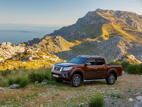 new2016nissannavara