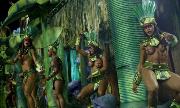 2016-02-06T021631Z_501265236_GF10000297787_RTRMADP_3_BRAZIL-CARNIVAL
