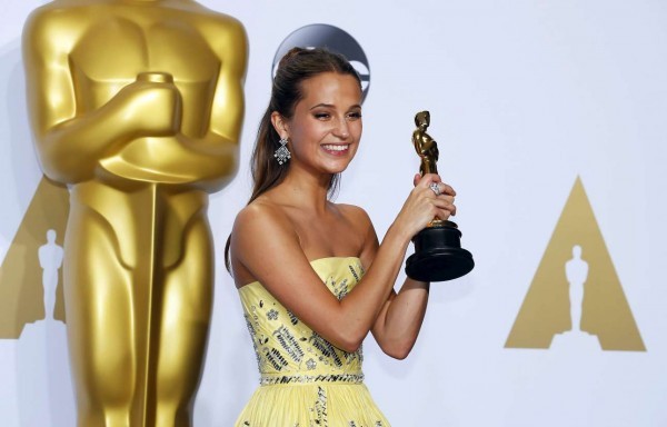 2016-02-29T050553Z_2137549464_GF10000327597_RTRMADP_3_AWARDS-OSCARS