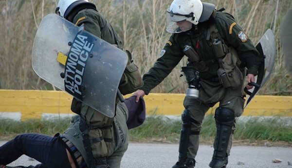 Επεισόδια στην Κω. Μερίδα κατοίκων  και η δημοτική αρχή αντιδρούν στη δημιουργία hot spot (kostoday.gr)