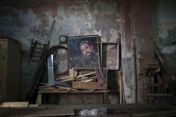 2016-04-19T154530Z_1583572701_GF10000388311_RTRMADP_3_CUBA-CONGRESS