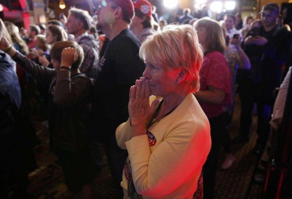 2016-05-04T014932Z_406065075_HT1EC5405253J_RTRMADP_3_USA-ELECTION-CRUZ