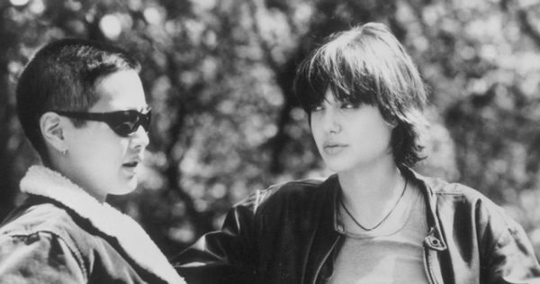 angelina-jolie-affair-jenny-shimizu-1996