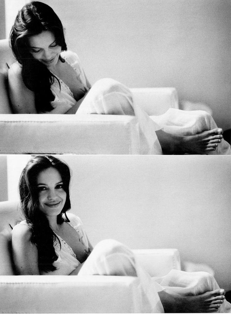 angelina-jolie-pictures-w-magazine-november-2008-by-brad-pitt-6