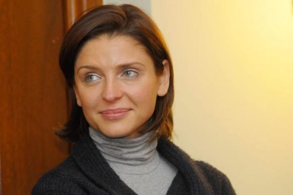 most-gorgeous-female-politicians-joanna-mucha