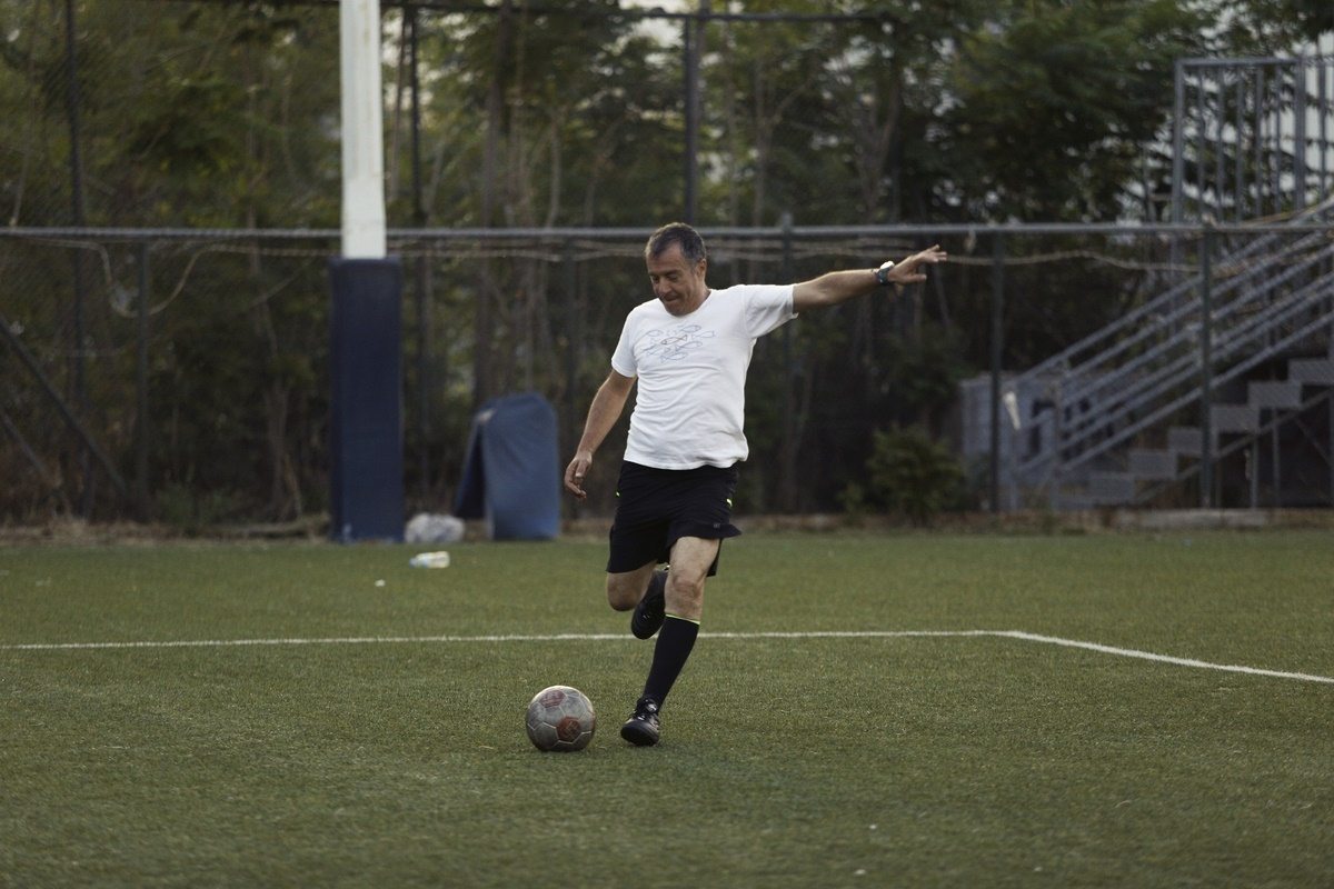 00_004_am_061220161465758550