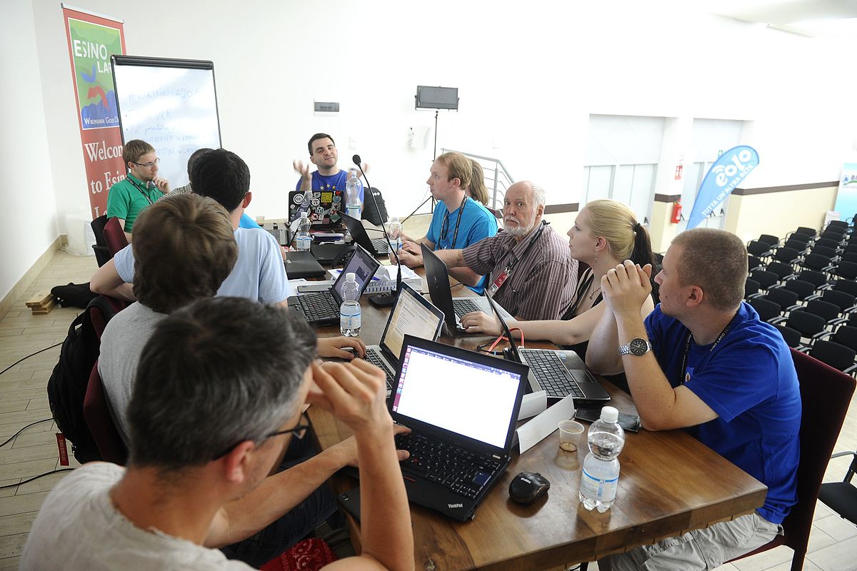 1200px-Wikimania_2016_-_School_of_Rock(ing)_EU_Copyright_01