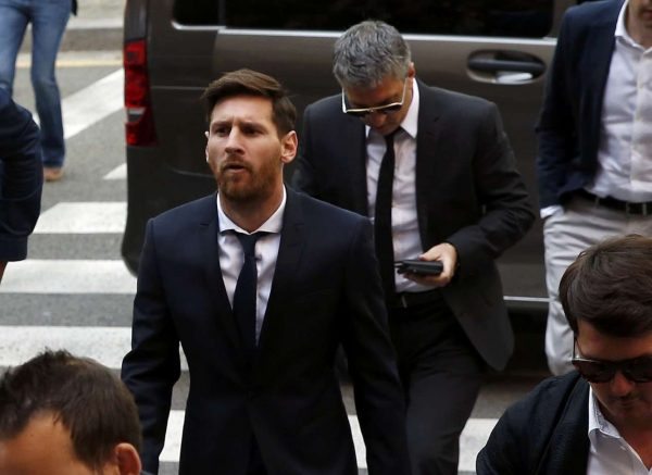 2016-06-02T085231Z_1752748978_LR1EC620ON9BU_RTRMADP_3_SOCCER-SPAIN-MESSI