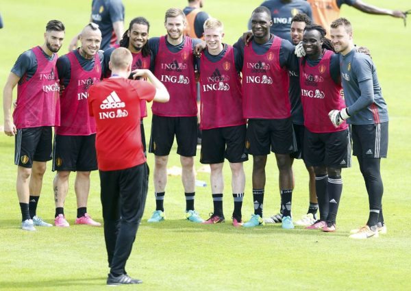 2016-06-09T115836Z_651105627_LR1EC690X9E2J_RTRMADP_3_SOCCER-EURO-BEL