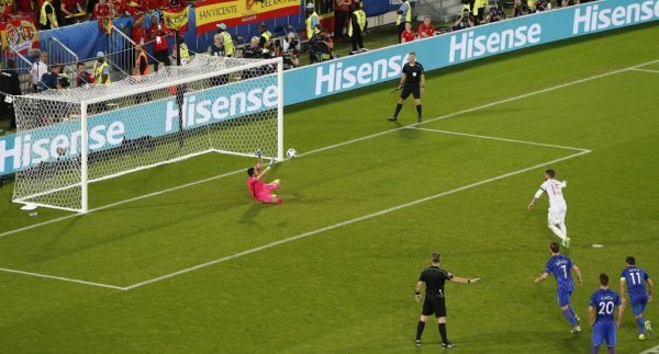 2016-06-21T203112Z_109542672_MT1ACI14449184_RTRMADP_3_SOCCER-EURO-CRO-ESP