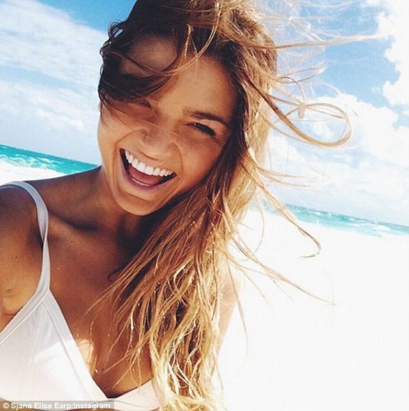 2E282A1500000578-3306368-image-a-56_1446777496410