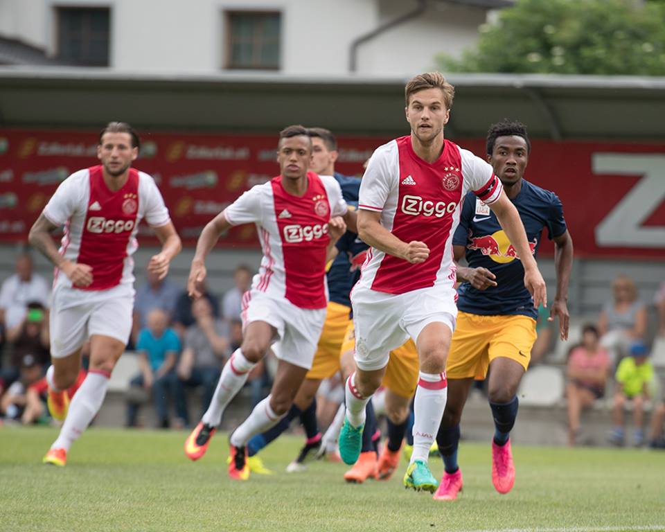 13590526_1074139672633380_8067634211683233806_n