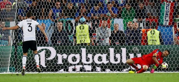 2016-07-02T221915Z_1807539410_14467620_RTRMADP_3_SOCCER-EURO-GER-ITA