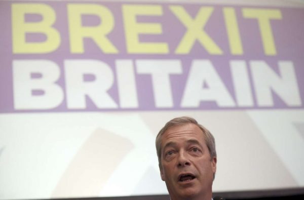 2016-07-04T093635Z_1304650889_LR1EC740QOOVE_RTRMADP_3_BRITAIN-EU-FARAGE