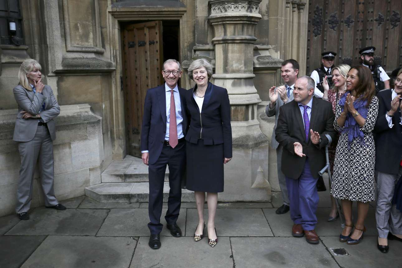 2016-07-11T170244Z_36276757_LR1EC7B1BC8OA_RTRMADP_3_BRITAIN-EU