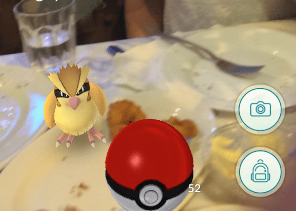 Το πόκεμον που ανακάλυψα μέσα σε ένα πιάτο με γαρίδες πανέ