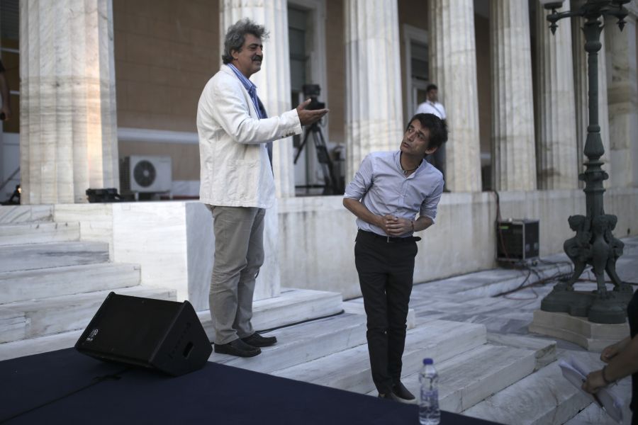 Παύλος Πολάκης, Νίκος Καρανίκας. Θα μπορούσε να είναι ένα μικρό δρώμενο πριν την κύρια εκδήλωση