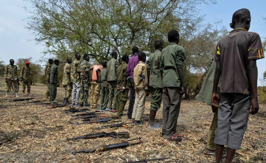 Ανήλικοι στρατιώτες στο Σουδάν. Γιατί να μη ψηφίζουν;