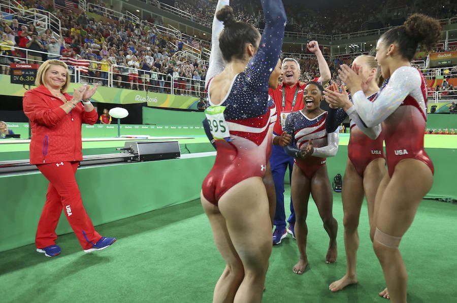 Εγώ αλλιώς τις θυμόμουν τις κοπελιες, πιο αδύνατες