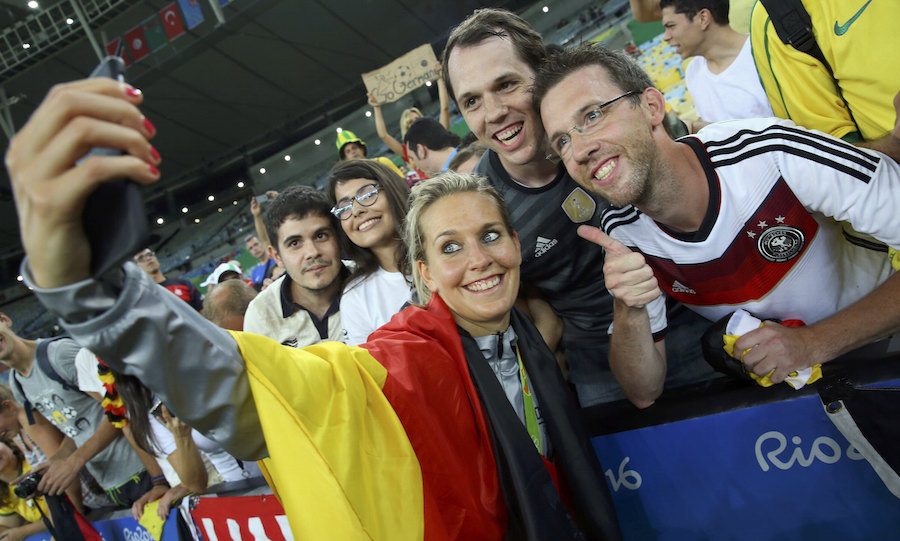 Οι θεατές έγιναν κομμάτι του θεάματος περισσότερο από κάθε άλλη φορά