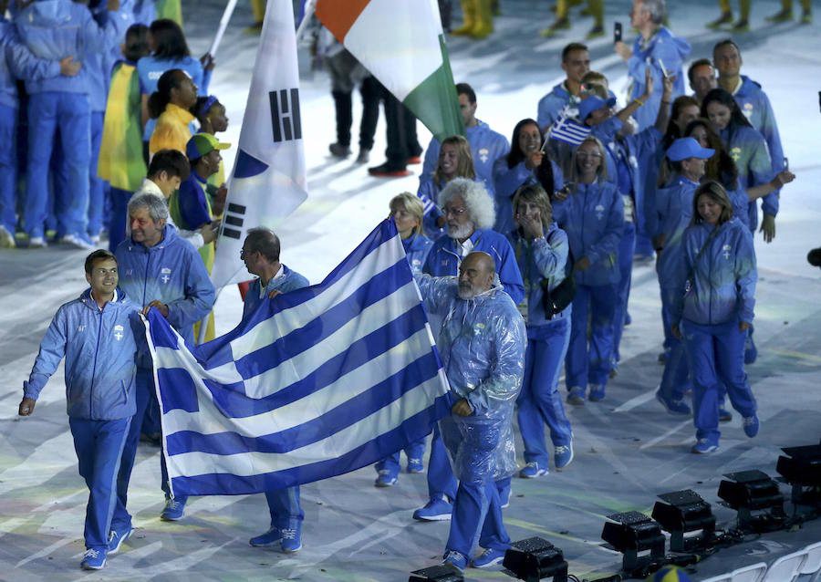 Η ελληνική αποστολή με διάθεση πάρτι