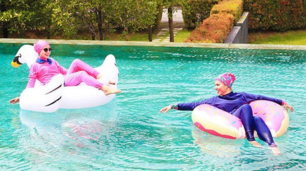 burkini-babes-810x455