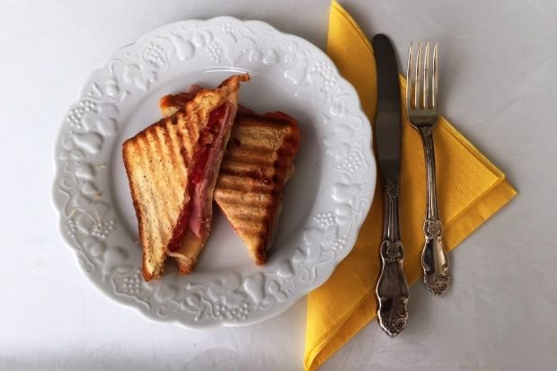 zabon_tyri_ntomata_servirismeno-thumb-large