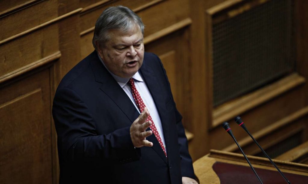 Ο Ευάγγελος Βενιζέλος στη διάρκεια της τοποθέτησής του στη Βουλή Alexandros Michailidis / SOOC