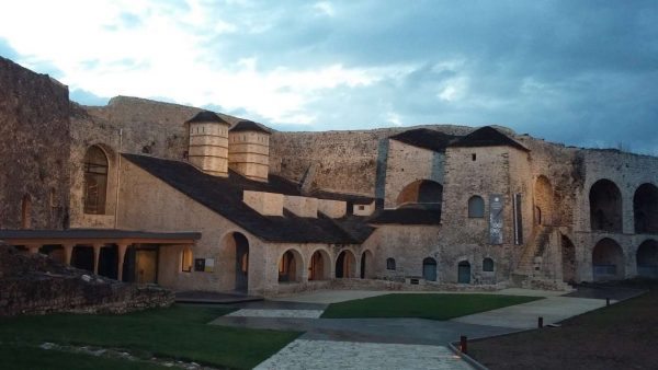 01.GR PIOP 111032_VAR5183