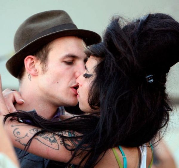 112454063-6fe425d1-4e21-479b-a6a9-433225192b4c