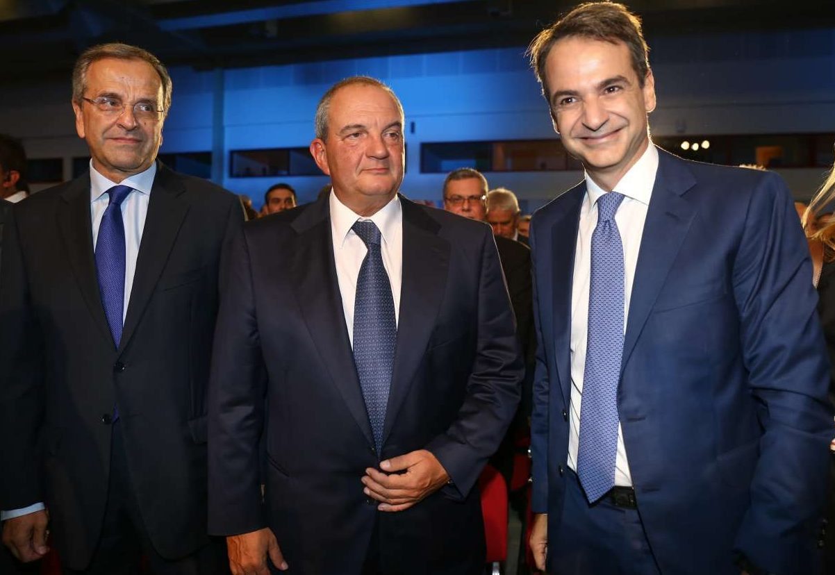 Ο πρόεδρος της ΝΔ με τον Αντώνη Σαμαρά και τον Κώστα Καραμανλη