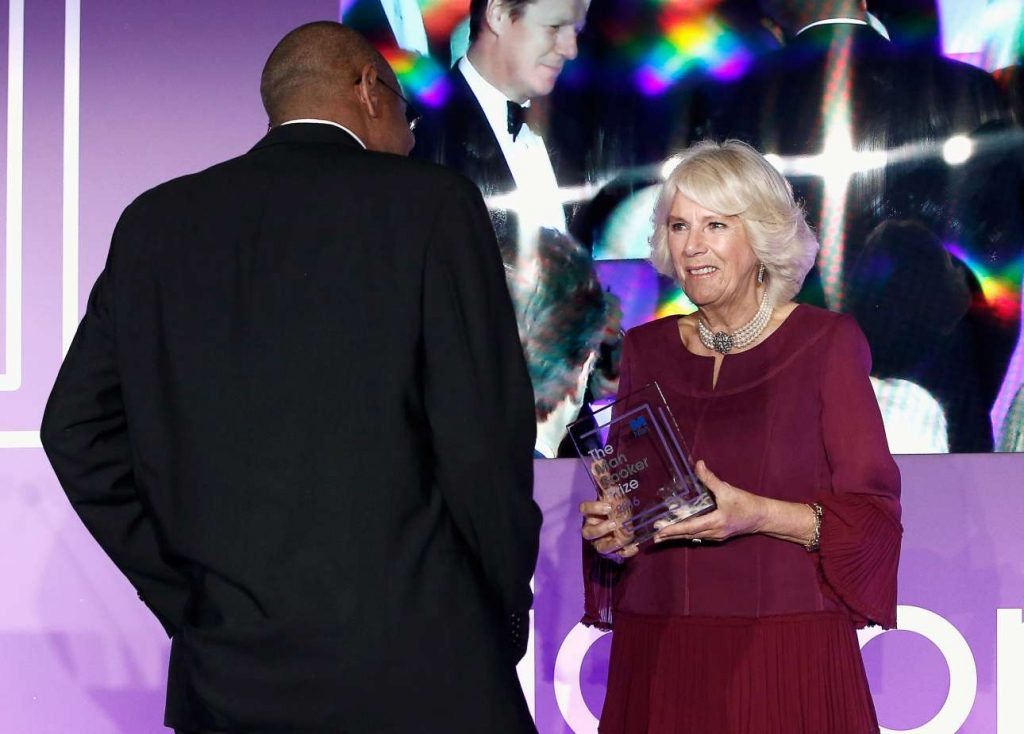 2016-10-25T231525Z_1917553132_S1AEUJBYENAB_RTRMADP_3_BOOKS-MANBOOKER