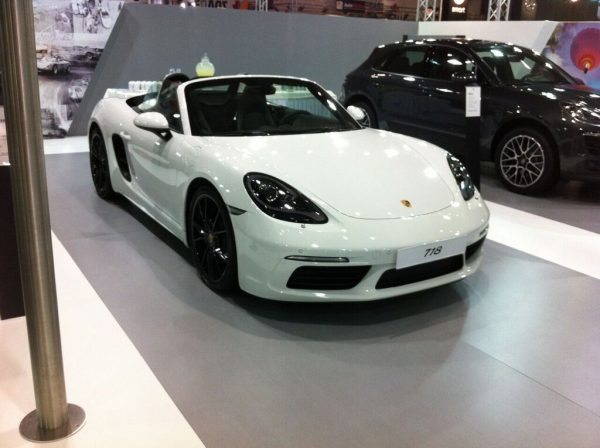 fisikonporsche718