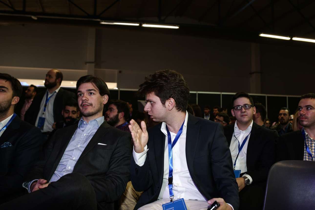 Aρκετά μεγάλοι για την ηλικία τους