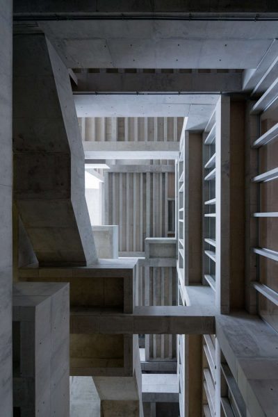 universidad-de-ingenieria-y-tecnologi-lima-peru-grafton-architects-riba-international-prize-_dezeen_2364_col_2