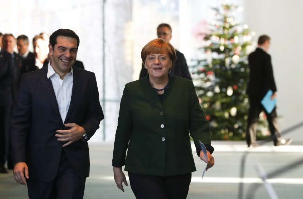 2016-12-16T115330Z_883260298_LR1ECCG0X0VPQ_RTRMADP_3_GERMANY-GREECE