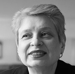 Νίνα Χρούστσεβα