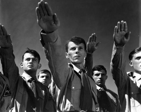 προδοσια_607