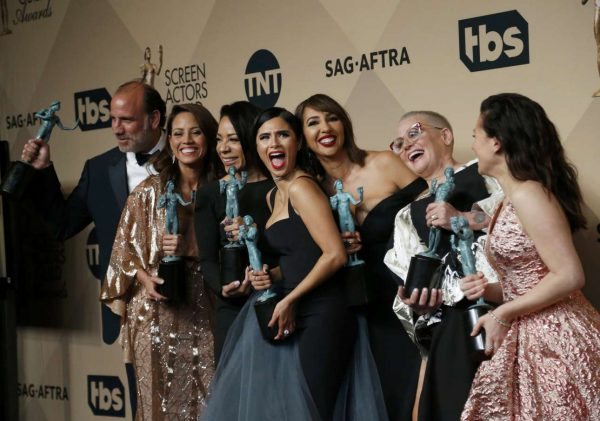 2017-01-30T022425Z_2071333284_HT1ED1U06O5KF_RTRMADP_3_AWARDS-SAG