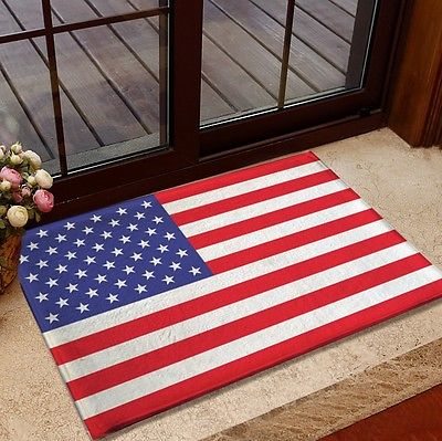 Χαλάκι εισόδο με την αμερικανική σημαία. Οταν κυκλοφόρησε με ελληνική σημαία, έγινε ως και ερώτηση στη Βουλή