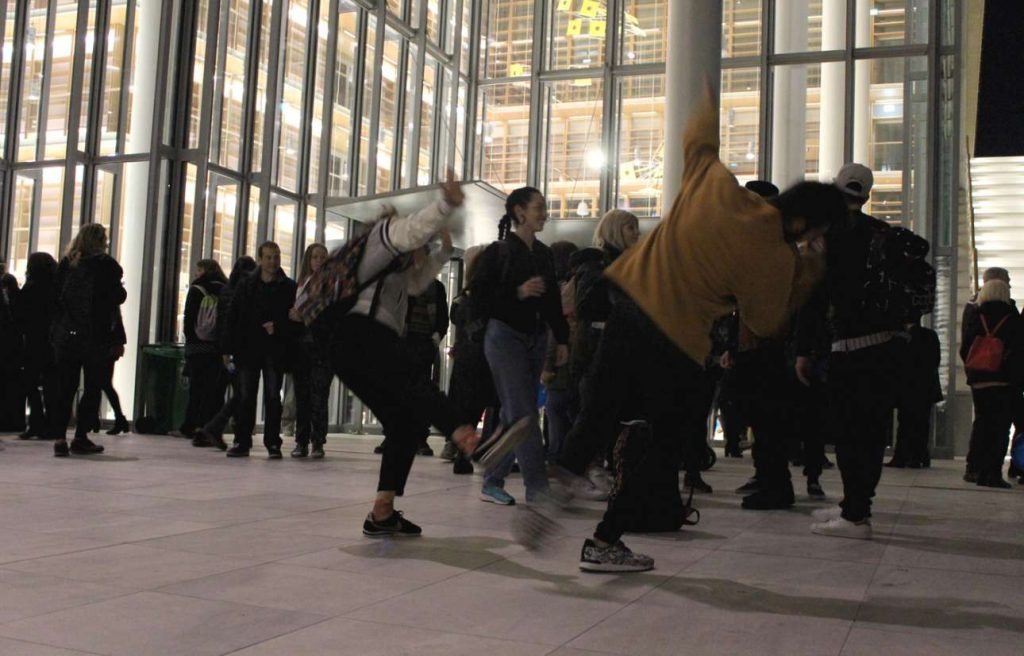 Χορός στο μεγάλο πάρτι