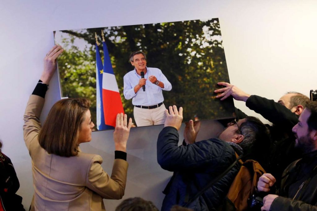 2017-03-01T121345Z_137696080_RC146F0081D0_RTRMADP_3_FRANCE-ELECTION-FILLON-STATEMENT