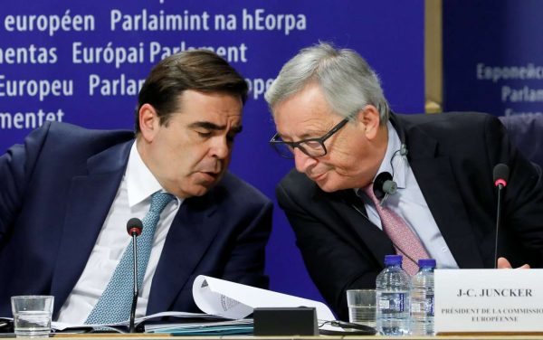 2017-03-01T171905Z_754030260_RC1A8AF00F10_RTRMADP_3_EU-FUTURE