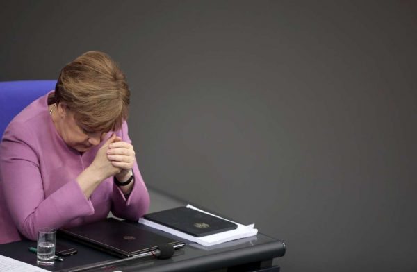 2017-03-09T090353Z_196569782_LR1ED390P65MV_RTRMADP_3_EU-SUMMIT-GERMANY