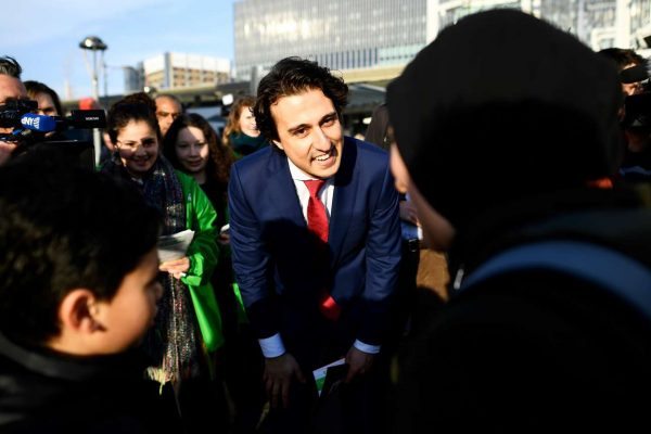 2017-03-14T093846Z_13916614_RC1347C2A610_RTRMADP_3_NETHERLANDS-ELECTION