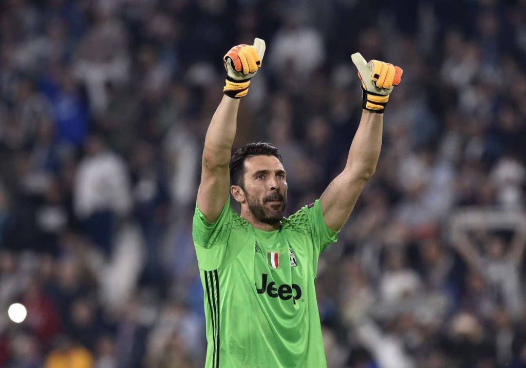 2017-04-11T204721Z_134945241_MT1ACI14777166_RTRMADP_3_SOCCER-CHAMPIONS-JUV-FCB