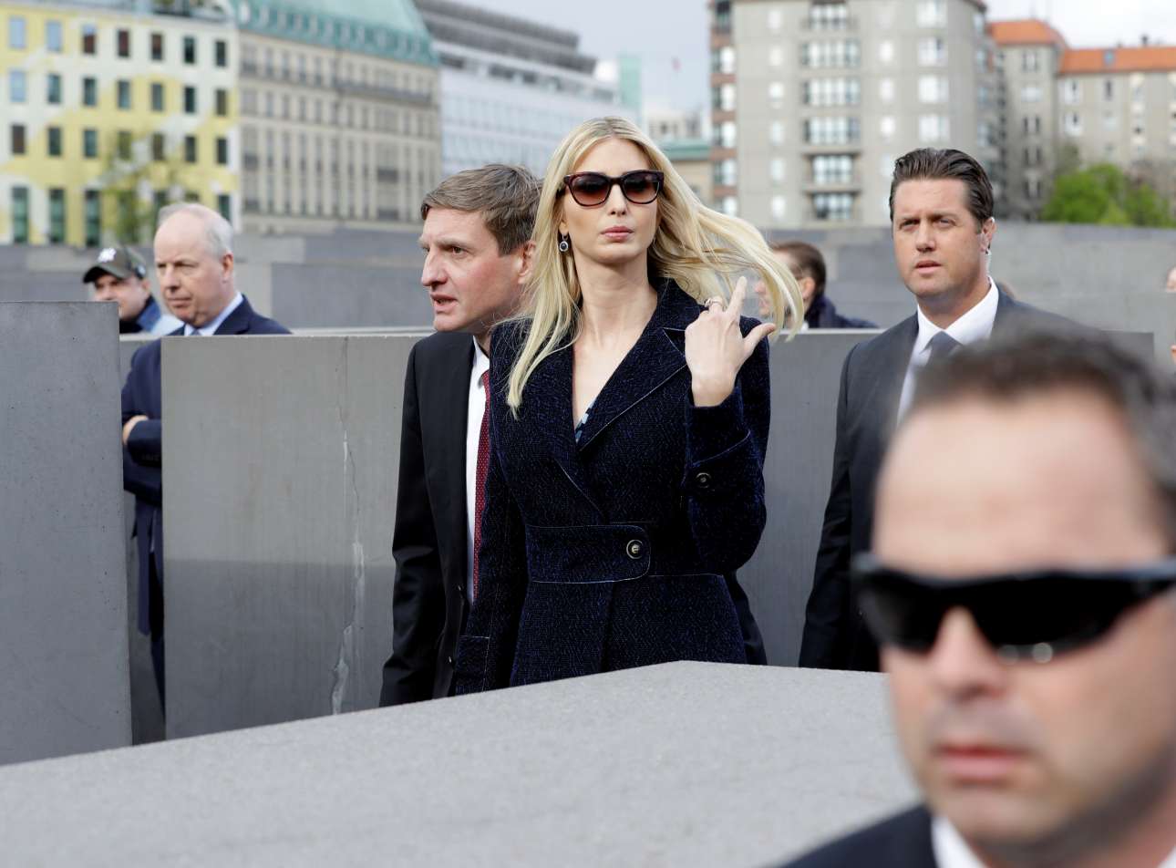 2017-04-25T164227Z_1746839449_RC1A259BF520_RTRMADP_3_GERMANY-USA-TRUMP-IVANKA