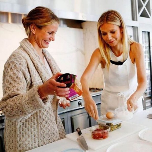 gwyneth-paltrow-cameron-08apr16-01