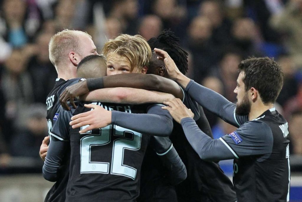 2017-05-11T193510Z_137532910_MT1ACI14791618_RTRMADP_3_SOCCER-EUROPA-LYO-AJA